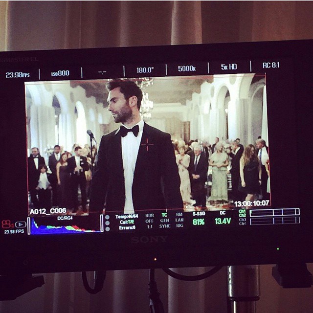 สุดประทับใจ  Maroon 5 ถ่าย MV ในงานแต่งจริง 