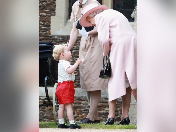 ทรงน่ารัก...พระฉายาลักษณ์ เจ้าชายจอร์จ เนื่องในโอกาสพระชันษาครบ 2 ปี