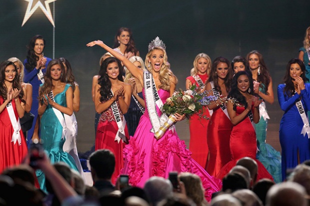 งดงาม เลอค่า รวมภาพสาวงามผู้ครองมงกุฎ  Miss USA 2015