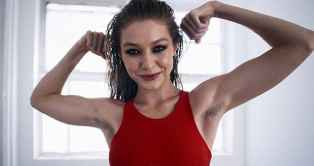 ขยี้ตาแรง!! Gigi Hadid ถ่ายแบบชุดออกกำลังกาย แต่คนโฟกัสสิ่งนี้?