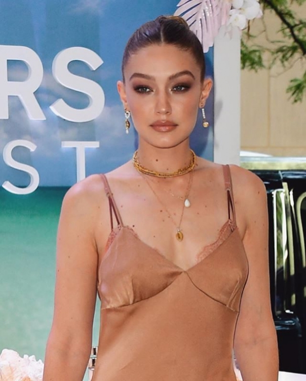 Gigi Hadid สวยละมุนในงาน Wonderlust with Michael Kors