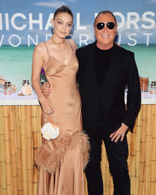 Gigi Hadid สวยละมุนในงาน Wonderlust with Michael Kors