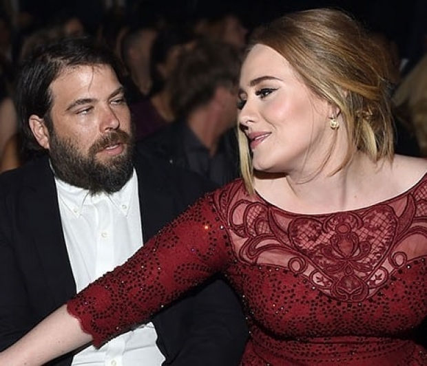 Adele ฟ้องหย่าสามี Simon Konecki ให้ศาลพิจารณาเรื่องสิทธิเลี้ยงดูลูกและทรัพย์สิน