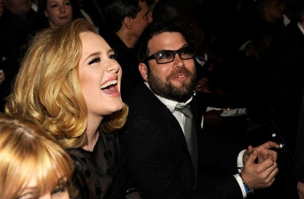 Adele ฟ้องหย่าสามี Simon Konecki ให้ศาลพิจารณาเรื่องสิทธิเลี้ยงดูลูกและทรัพย์สิน