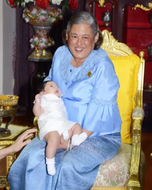 \"เบนซ์\" ปลื้มปิติ พระเทพฯ ทรงขลิบผมไฟลูก เตรียมมีลูกคนที่ 2