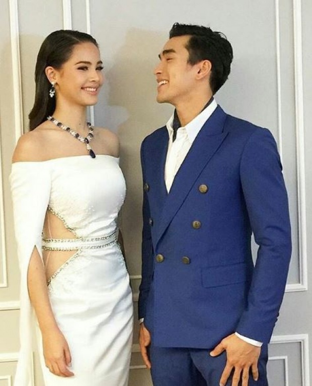 ตะลึง!! “ญาญ่า” มาในมาดนางพญาห่มเพชร 250ล. งานเปิดตัวศูนย์การค้า