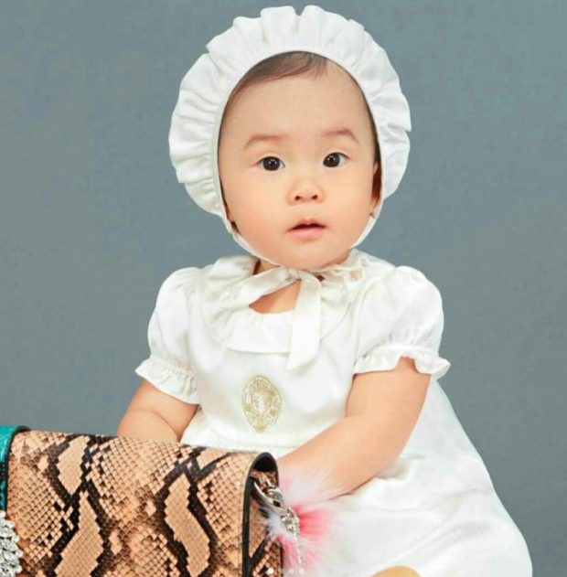 น่ารักเวอร์! บี้ ธรรศภาคย์ อวดภาพถ่ายเซตใหม่ของลูกสาว “น้องเป่าเปา” 