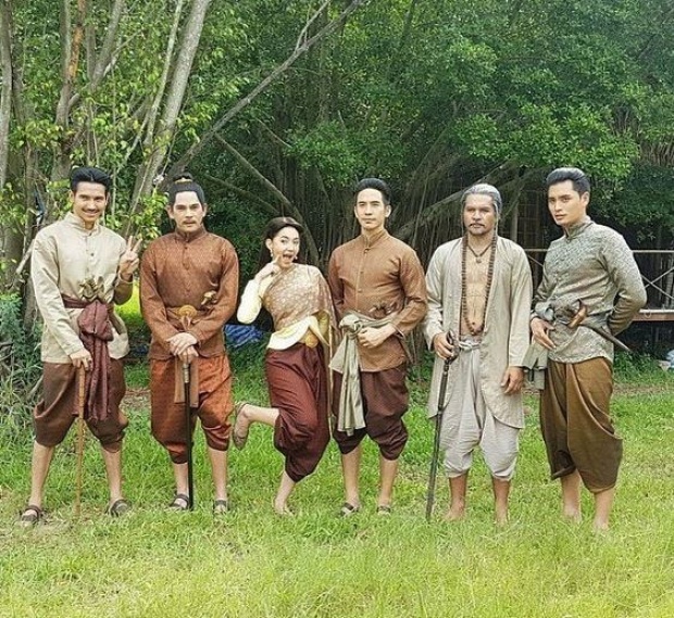 หรือจะเป็น “บุพเพสันนิวาส” เมื่อ “ครูแอ้นท์-ก๊อต จิรายุ” มาเจอกันถึง 3 เรื่อง 3 ยุค 3 สไตล์