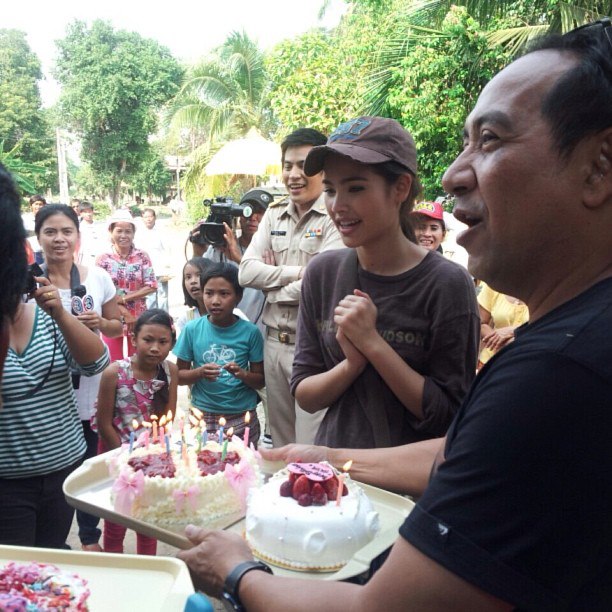 คนดังแห่ร่วมอวยพรวันเกิด ญาญ่า