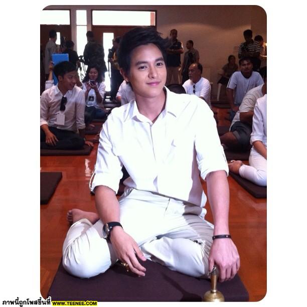 เจมส์ - จิรายุ