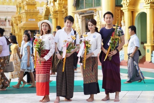 หวานแบบเบาๆ ‘น้ำฝน พัชรินทร์ – อาร์ม พิพัฒน์‘ ควงกันไหว้พระที่พม่า หลังถูกจับตาว่าคบกัน