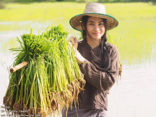 ขอให้แม่ได้อยู่สุขสบาย!! นักร้องดัง ประหยัดเงิน ทำบ้านใหม่ให้พ่อแม่!!