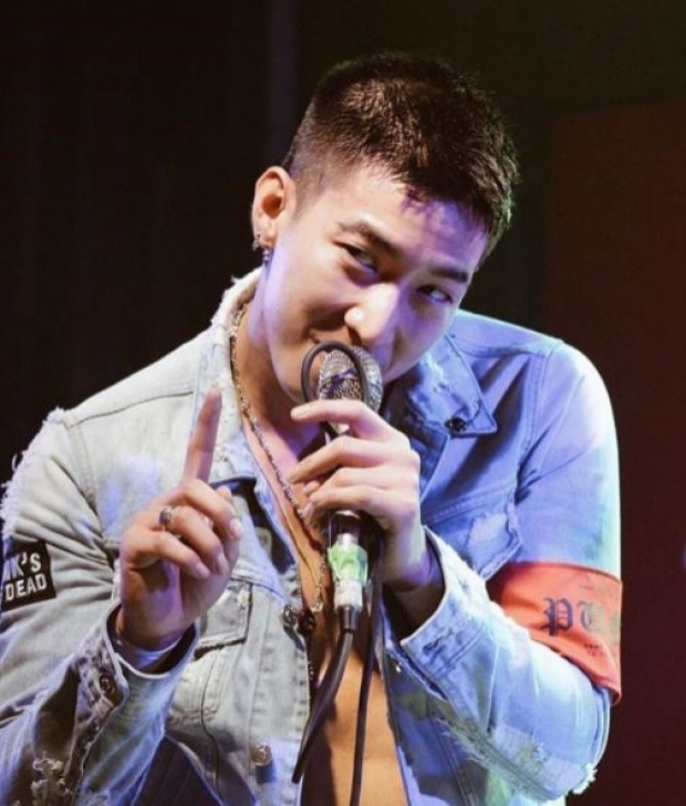 โฟกัสผิดจุด! เมื่อ โตโน่ ภาคิน เต้นเพลงคนละชั้น เหมือนไม่มีอะไร? พอซูมเข้าไปดูใกล้ๆเท่านั้นแหละ! (คลิป)