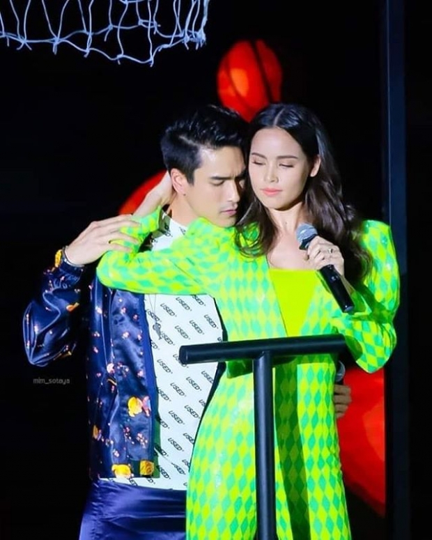 งานคู่ก็มา! “ณเดชน์ - ญาญ่า” ควงคู่เปิดงานศรีสะเกษ  แต่เอ๊ะรูปนี้ “แสดงความเป็นเจ้าของสุด” 