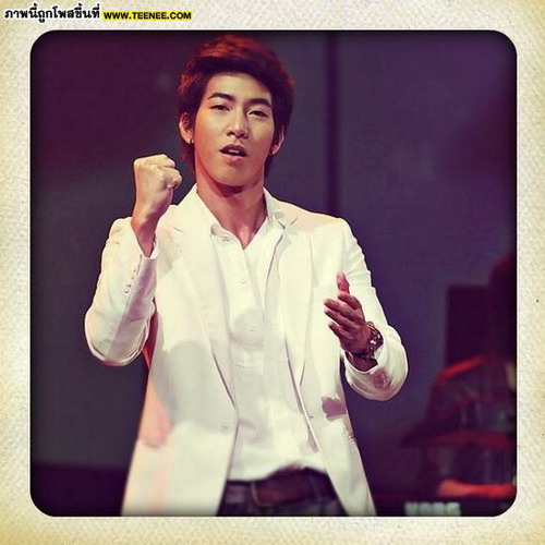 โตโน่-ภาคิน คำวิลัยศักดิ์