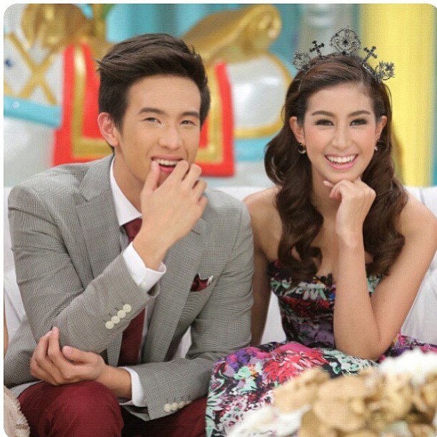 มิ้นต์ ชาลิดา -เจมส์ มาร์