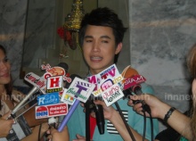 ริทTSหวนลุยงานวงการแย้มมีเพลง-พักละคร