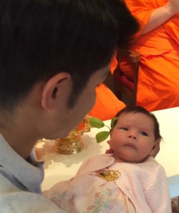 น้องริชา อายุครบ 1 เดือนแล้ว พ่อภูริ - แม่แอน พาทำพิธีรับขวัญ