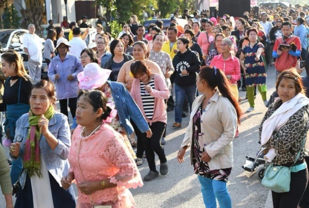 เปิดภาพชุด!! หลวงพี่เจ เข้าพิธีอุปสมบท ที่วัดบางช้างเหนือ อ.สามพราน จ.นครปฐม