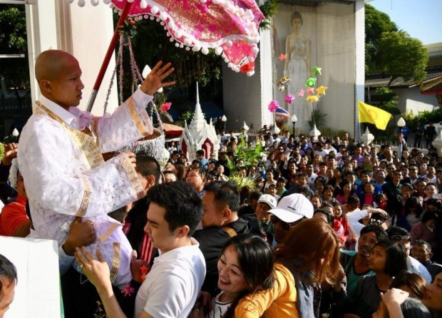 เปิดภาพชุด!! หลวงพี่เจ เข้าพิธีอุปสมบท ที่วัดบางช้างเหนือ อ.สามพราน จ.นครปฐม