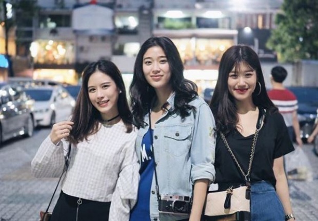 3 สาวรวมตัว!! “เฟย์-ฟาง-แก้ว” 10 ปีผ่านไป ยังน่ารักสดใสเหมือนเดิม!!