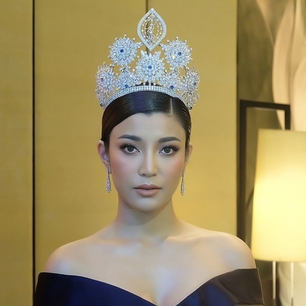 “เอมมี่ มรกต” เล่าหมดเปลือก! สมัยประกวด “Miss Universe” เคยโดนเพื่อนนางงามกลั่นแกล้งด้วยวิธี..