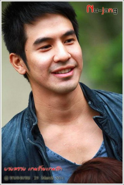 โป๊บ ธนวัฒน์