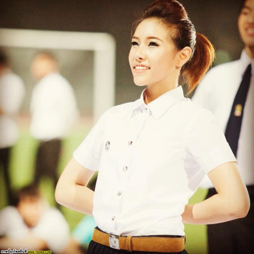 Bam Bam สาวน้อยสไตล์ห้าว…ดีกรีนิสิต จุฬา