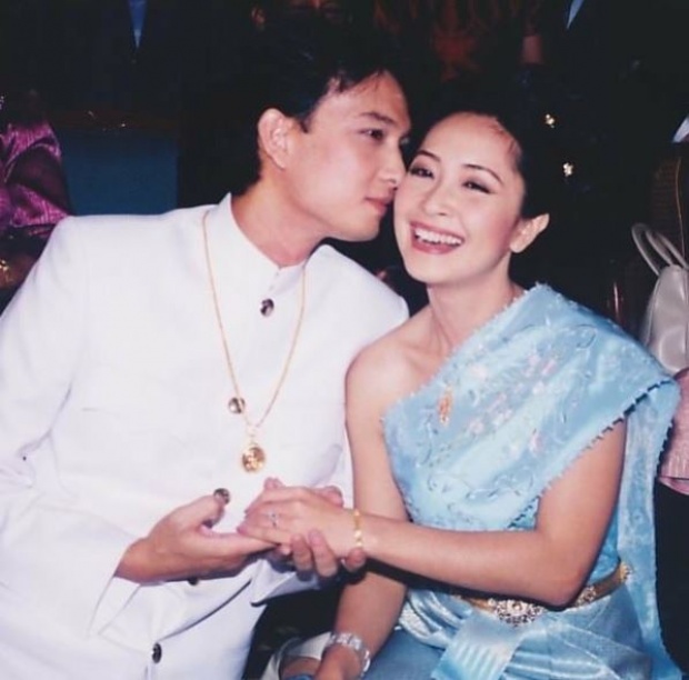 ครบรอบ 17 ปี!! “กวาง กมลชนก” เผยรูปคู่เก่าๆ พร้อมข้อความเหล่านี้?