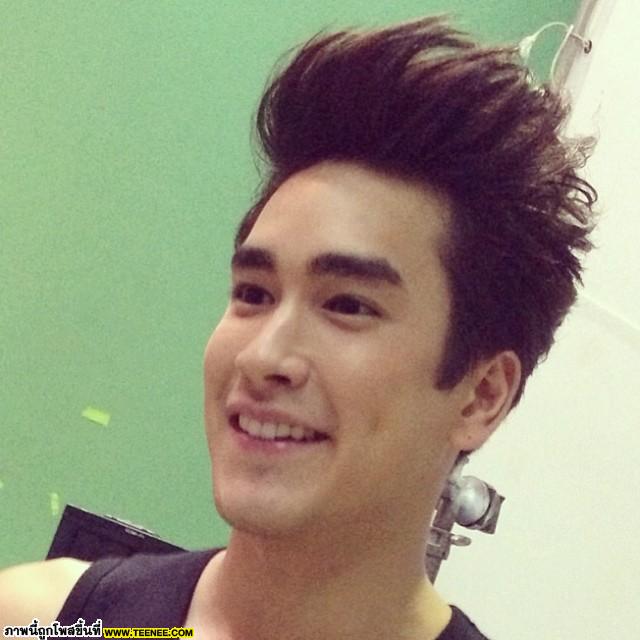 ณเดชน์รับให้เงินคนสติไม่ดี100บ.ยิ้มคนชม