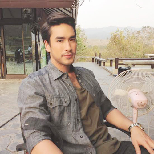 ณเดชน์ คูกิมิยะ 