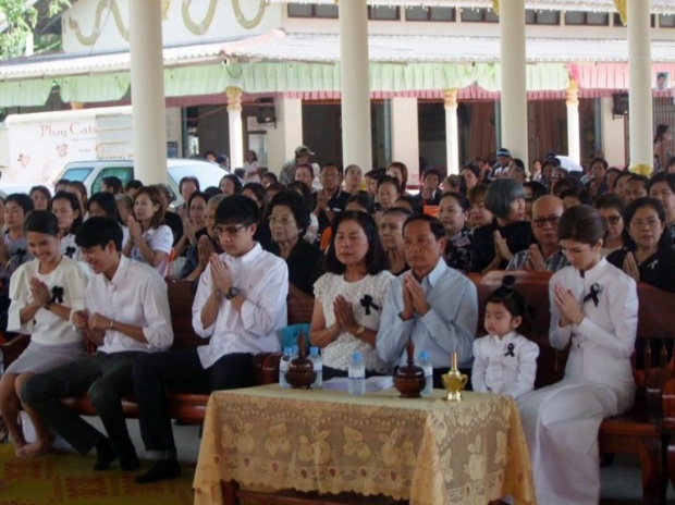 ครอบครัวสหวงษ์ จัดงานทำบุญครบ 1 ปี การจากไปของ “ปอ-ทฤษฎี”