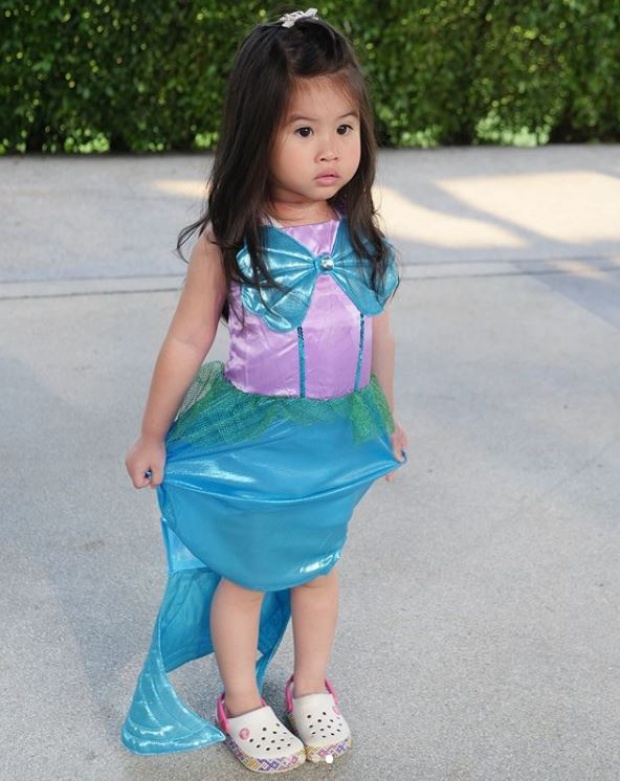 น่ารักสุดๆ!! “น้องมายู” สวมชุด Little mermaid ร่วมงานโรงเรียน