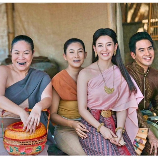 ความฮาบังเกิด! เมื่อชาวเน็ตลองใช้แอพ Snow กับ “บุพเพสันนิวาส” (คลิป)