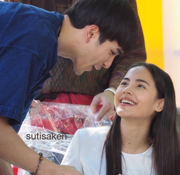 อึ้งทั้งงาน โจรใจบาป บุกงานกฐิน ‘ณเดชน์-ญาญ่า’ ล้วงกระเป๋าเงินทำบุญไปหลายหมื่น(คลิป)