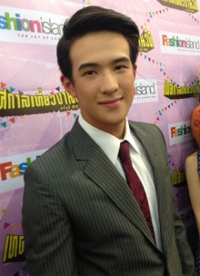 เจมส์ มาร์ โต้ เกรท-บอม-โป๊ป รวมตัวแอนตี้ เจมส์ จิรายุ