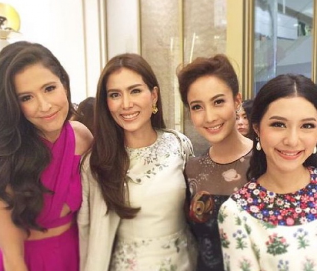 สวยเเท็กทีม! 4สาว เชอรี่-ริต้า-เเต้ว-มิว ประชันสวยร่วมเฟรมเดียวกัน!!