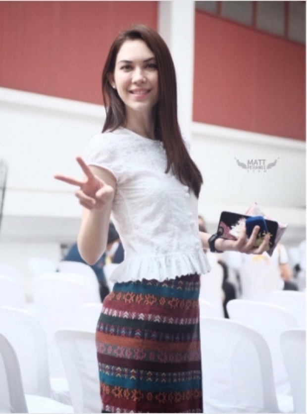 อย่างพีค!! เมื่อ แมท ภีรณีย์ พูดถึง ชุดที่ใส่มาร่วมงานบวช พระเกรท !! (คลิป)