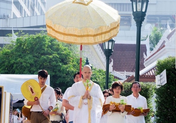 บรรยากาศขบวนแห่ นาคภัทร(พระกิตติภัทโด) (คลิป) 