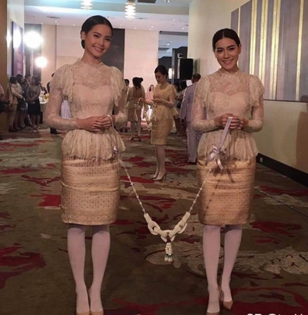 ญาญ่า อุรัสยา ในงานแต่ง ป๊อก-มาร์กี้ เมื่อสังเกตดูดีๆ มีความลับซ่อนอยู่!