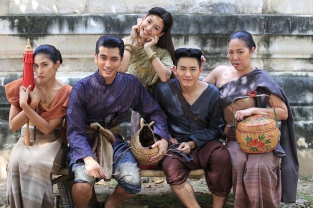 สาวๆ ตะลึง! ‘ปั้นจั่น’ เรียกกล้ามกลางกองถ่ายละคร ‘บุพเพสันนิวาส’