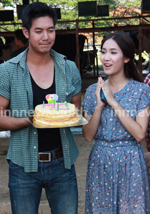 HBD.เวียร์-กระติ๊บ มินยกเค้กเซอร์ไพรส์