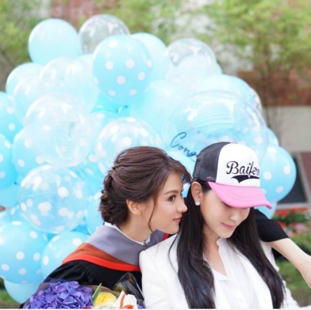 มาดูท่าแดนซ์ของ2สาวเพื่อนซี้ “ใหม่-ใบเฟิร์น” บอกเลยฮามาก (ชมคลิป)