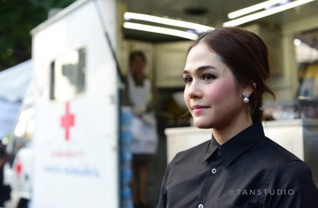 ซาบซึ้งในพระเมตตาเป็นล้นพ้น!! พระองค์โสมฯ ทรงตรัสถาม ชมพู่ ด้วยความห่วงใย!! เหนื่อยไหม?