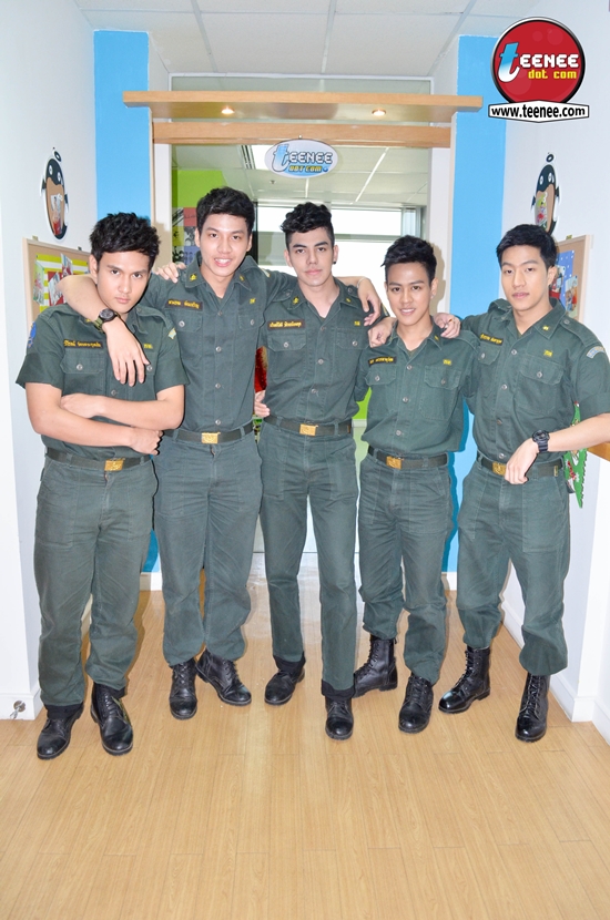 5 หนุ่ม รด.เขาชนผี