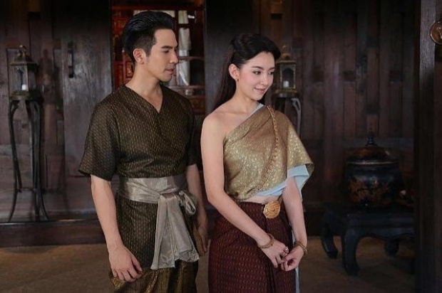 “เบลล่า” ตอบแล้ว! เป็นคู่บุพเพสันนิวาสกับ “โป๊ป” ขนาดแม่ยังชื่อเหมือนกัน!! (คลิป)