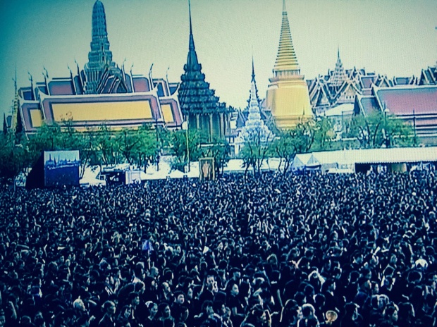 ‘หญิงแมงมุม’ เล่า เบื้องหลังประวัติศาสตร์ รวมใจร้อง ‘เพลงสรรเสริญพระบารมี’