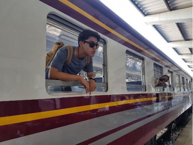 นาย-ณภัทร นั่งรถไฟเที่ยวไทย สุดคลู!!