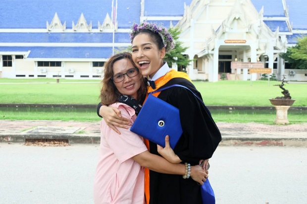  “เซฟ-เซฟฟานี่” ดาราดัง-รุ่นพี่มิสทีน ไทยแลนด์  สุดภูมิใจหลังคว้าปริญญาได้สำเร็จ 