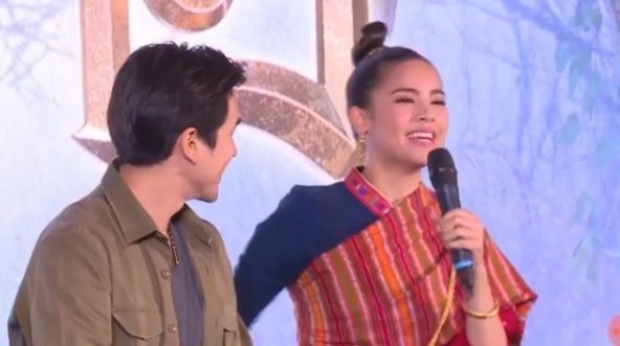 มีครูสอนดี!! เผยวินาที “ญาญ่า” เว้าอีสาน กลางงานแถลงข่าวภาพยนตร์ นาคี 2 น่าฮักแท้!! (มีคลิป)